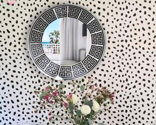 آینه طرح ورساچه versace desighn